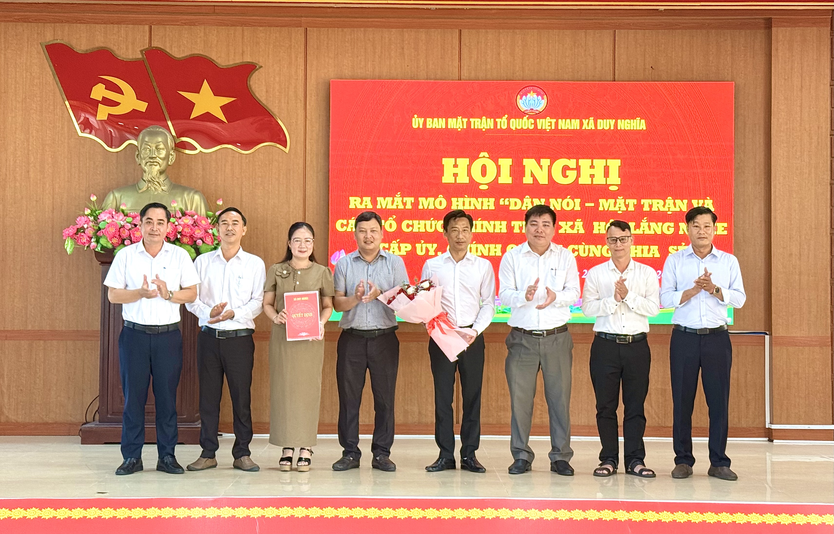 Duy Nghĩa ra mắt mô hình “Dân nói - Mặt trận và các tổ chức chính trị - xã hội lắng nghe - Cấp ủy, chính quyền cùng chia sẻ”.