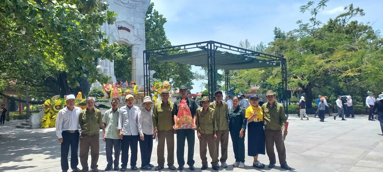 Hội Cựu chiến binh xã Duy Nghĩa tổ chức nhiều hoạt động “về nguồn” tri ân nhân kỷ niệm 79 năm Ngày Thương binh - Liệt sĩ