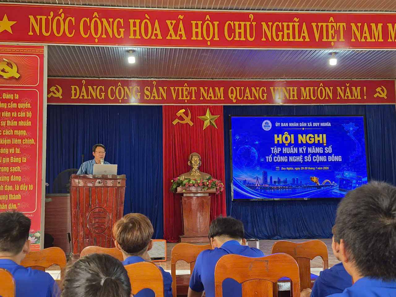 Xã Duy Nghĩa khai mạc chuỗi tập huấn nâng cao năng lực số và phong trào bình dân học vụ số cho Tổ công nghệ số cộng đồng, người dân trên địa bàn năm 2026